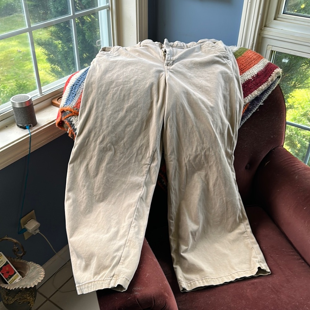 American Eagle wide leg Chino khakis size 20